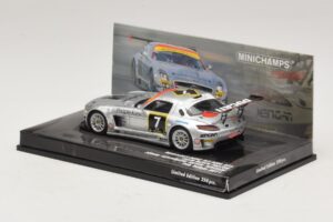 Mercedes SLS AMG GT3 #7 Black Falcon Jager / Seyffarth 24 Hours of Dubai 2011 Minichamps 1:43 437110307 Metall — Bild 3 von 5