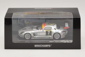 Mercedes SLS AMG GT3 #7 Black Falcon Jager / Seyffarth 24 Hours of Dubai 2011 Minichamps 1:43 437110307 Metall — Bild 5 von 5