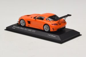 Mercedes SLS AMG GT3 Street Orange Minichamps 1:43 410113204 Metall — Bild 3 von 4