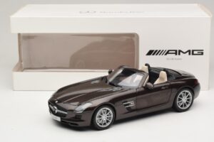 Mercedes SLS AMG Sepang Brown Minichamps 1:18 B66960080 Metall — Bild 9 von 9