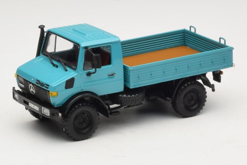 Mercedes Unimog 1300 L Pritschenwagen Blau Minichamps 1:43 Mercedes Unimog 1300 L Pritschenwagen Blau Minichamps 1:43 439033020 Metall