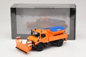 Mercedes Unimog 1300 L Schneepflug Orange Minichamps 1:43 439033060 Metall — Bild 6 von 6