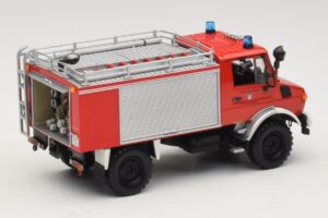 Mercedes Unimog 1300 L TLF 8/18 FF Oberammergau Minichamps 1:43 439033071 Metall — Bild 2 von 6