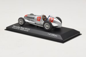 Mercedes W125 R. Caracciola German GP 1937 Minichamps 1:43 400370012 Metall — Bild 3 von 3