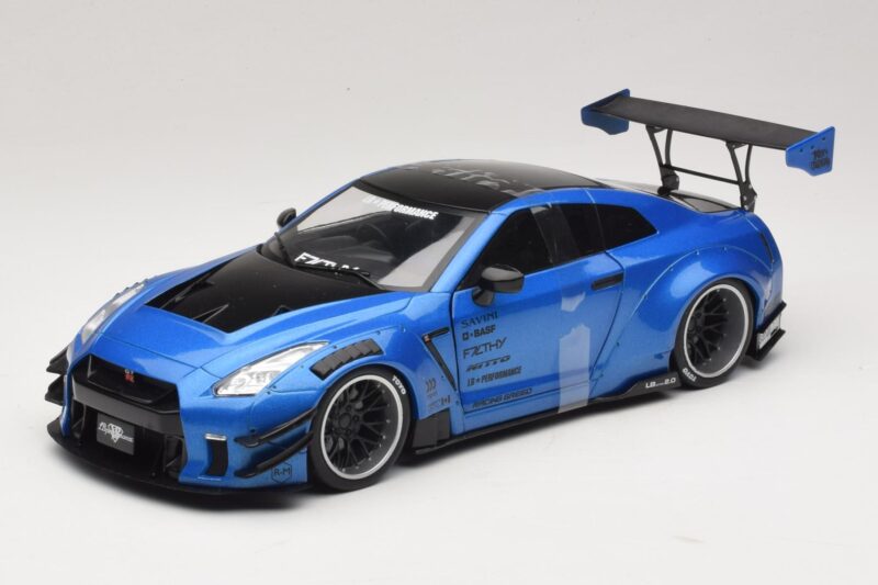 Nissan GT-R R35 Liberty Walk Work T2 Blau Metallic Solido 1:18 Nissan GT-R R35 Liberty Walk Work T2 Blau Metallic Solido 1:18 S1805801 Metall