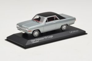 Opel Diplomat A V8 Coupe Silber Minichamps 1:43 400048020 Metall — Bild 2 von 4