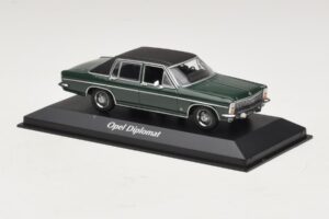 Opel Diplomat B Dunkelgrün Maxichamps 1:43 940046070 Metall — Bild 3 von 4
