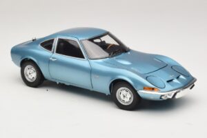 Opel GT Blue Metallic Minichamps 1:18 180049030 Metall — Bild 6 von 8