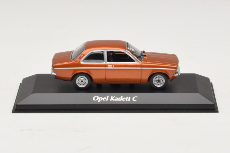 Opel Kadett C Bronze Metallic Maxichamps 1:43 940045600 Metall
