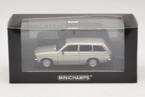Opel Kadett C Caravan Silver Metallic Minichamps 1:43 400048111 Metall — Bild 4 von 4