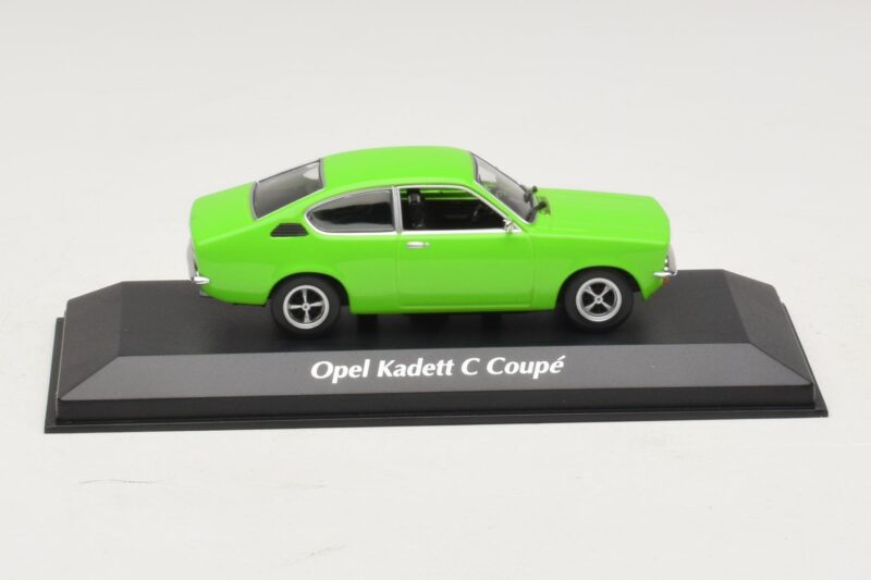 Opel Kadett C Coupe Grün Maxichamps 1:43 940045621 Metall