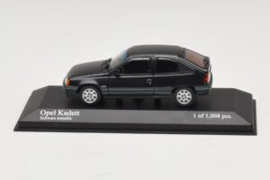 Opel Kadett E Black Metallic Minichamps 1:43 400045901 Metall