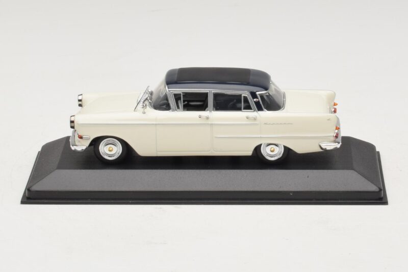Opel Kapitan A Weiß Minichamps 1:43 400048000 Metall
