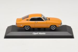 Opel Manta A Orange Maxichamps 1:43 940045500 Metall