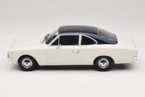Opel Rekord C Coupé Weiß Blau Minichamps 1:18 107047021 Resin — Bild 3 von 6