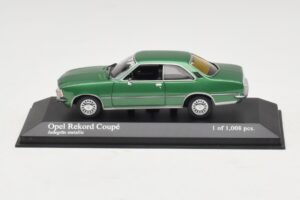 Opel Rekord D Coupé Grün Metallic Minichamps 1:43 400044022 Metall