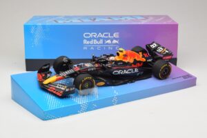 Oracle Red Bull Racing RB18 #11 S. Perez Miami GP 2022 Minichamps 1:18 113220511 Metall — Bild 7 von 7