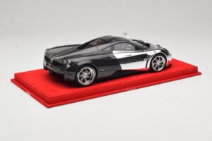 Pagani Huayra Chrome Silver Einzelstück BBR 1:18 P1873CM Resin — Bild 2 von 7