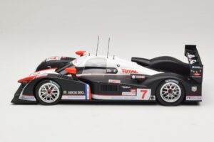 Peugeot 908 HDi FAP LMP1 #7 M. Gene / N. Minassian / J. Villeneuve 24 Hours of Le Mans 2007 Minichamps 1:18 150071207 Metall — Bild 3 von 6