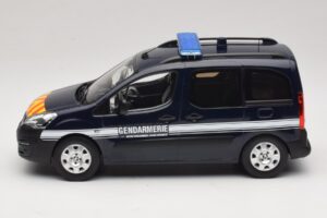 Peugeot Partner Gendarmerie Dunkelblau Norev 1:18 184890 Metall — Bild 3 von 6