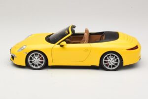 Porsche 911 991 Carrera S Cabriolet Gelb Minichamps 1:18 100061031 Metall — Bild 4 von 8