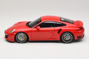 Porsche 911 991 Turbo S Rot Minichamps 1:18 110062320 Metall — Bild 4 von 8