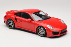 Porsche 911 991 Turbo S Rot Minichamps 1:18 110062320 Metall — Bild 6 von 8