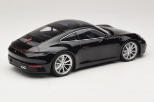 Porsche 911 992 Carrera 4S Schwarz Minichamps 1:18 WAP0211120R992 Metall — Bild 2 von 6