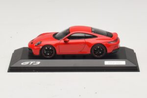 Porsche 911 992 GT3 Touring Rot Minichamps 1:43 WAP02012617-R1 Metall