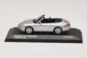 Porsche 911 996 Cabriolet Silber Metallic Minichamps 1:43 400061091 Metall