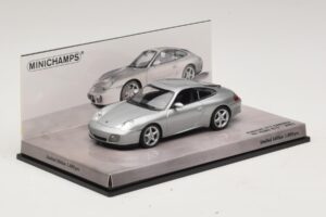 Porsche 911 996 Carrera 40 Jahre Jubiläum Silber Minichamps 1:43 436061070 Metall — Bild 2 von 5