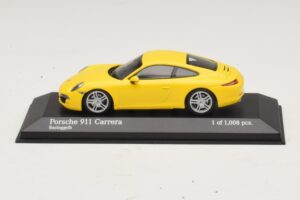 Porsche 911 996 Gelb Minichamps 1:43 400061182 Metall