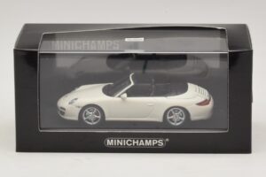 Porsche 911 997 Carrera 4S Cabriolet Weiß Minichamps 1:43 400066431 Metall — Bild 4 von 4