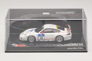 Porsche 911 997 GT3 RS #11 24 Hours Nurburgring 2010 Minichamps 1:43 437106711 Metall — Bild 5 von 5
