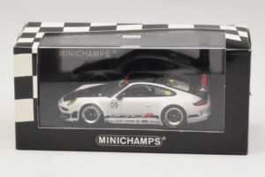 Porsche 911 997 GT3 RSR #9 Presentation 2009 Minichamps 1:43 400096909 Metall — Bild 4 von 4