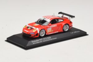 Porsche 911 997 GT3 RSR GT2 #97 M. Holzer / R. Westbrook 24 Hours of Le Mans 2010 Minichamps 1:43 410106997 Metall — Bild 2 von 4