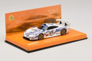 Porsche 911 GT1 #25 B. Wollek / T. Boutsen / H-J. Stuck 24 Hours of Le Mans 1996 Minichamps 1:43 403966625 Metall — Bild 2 von 5