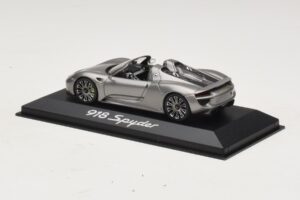 Porsche 918 Spyder Grau Metallic Minichamps 1:43 WAP0201000E Metall — Bild 3 von 4