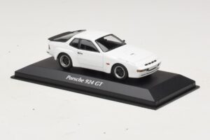 Porsche 924 GT Weiß Maxichamps 1:43 940066121 Metall — Bild 3 von 4