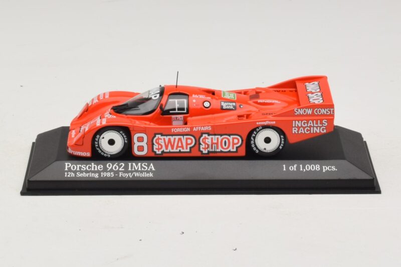 Porsche 962 IMSA #8 A.J. Foyt / B. Wollek 12 Hours of Sebring 1985 Minichamps 1:43 400856508 Metall