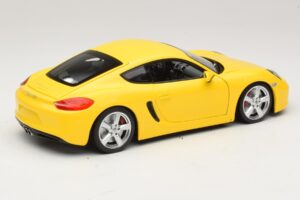 Porsche Cayman 981 Gelb Minichamps 1:18 110062220 Metall — Bild 3 von 8