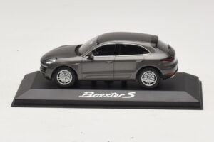 Porsche Macan S Diesel 95B Bronze Metallic Minichamps 1:43 WAP0201510E Metall
