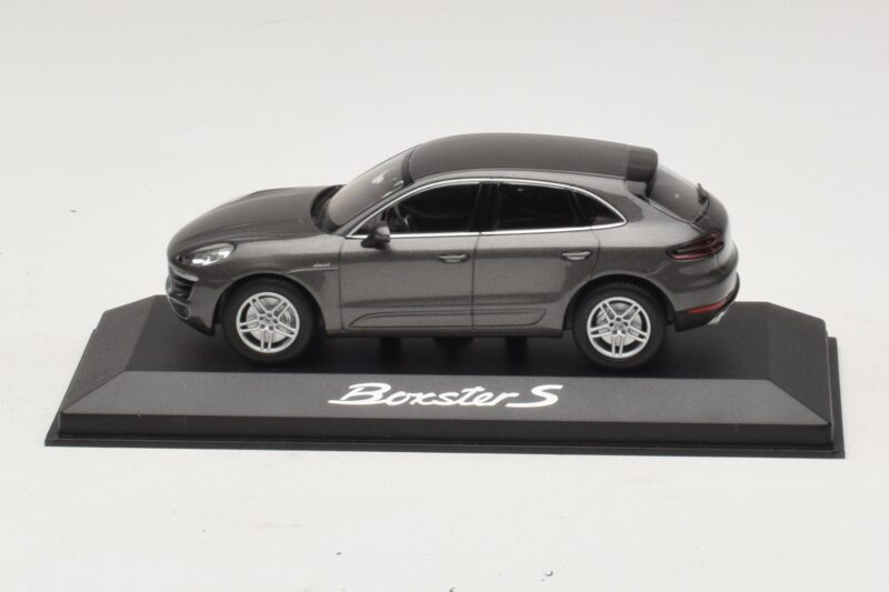Porsche Macan S Diesel 95B Bronze Metallic Minichamps 1:43 WAP0201510E Metall