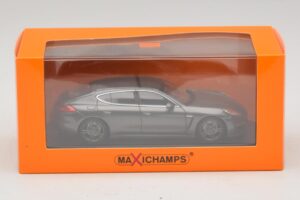 Porsche Panamera 970 Turbo Grau Metallic Maxichamps 1:43 940062371 Metall — Bild 4 von 4