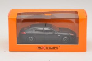 Porsche Panamera 970 Turbo Mattschwarz Maxichamps 1:43 940062370 Metall — Bild 4 von 4