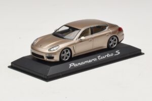 Porsche Panamera 970 Turbo S Bronze Metallic Minichamps 1:43 WAP0200600E Metall — Bild 2 von 4