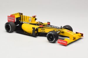 Renault R30 Showcar #11 R. Kubica F1 2010 Minichamps 1:18 150100081 Metall — Bild 4 von 6