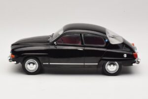 Saab 96 V4 Schwarz MCG 1:18 MCG18063 Metall — Bild 3 von 6