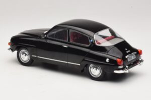 Saab 96 V4 Schwarz MCG 1:18 MCG18063 Metall — Bild 5 von 6