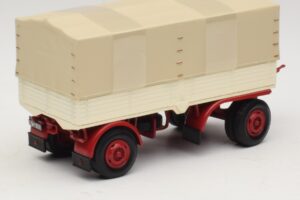 Lkw-Anhänger Planen Weiß Rot Minichamps 1:43 439159096 Metall — Bild 2 von 6